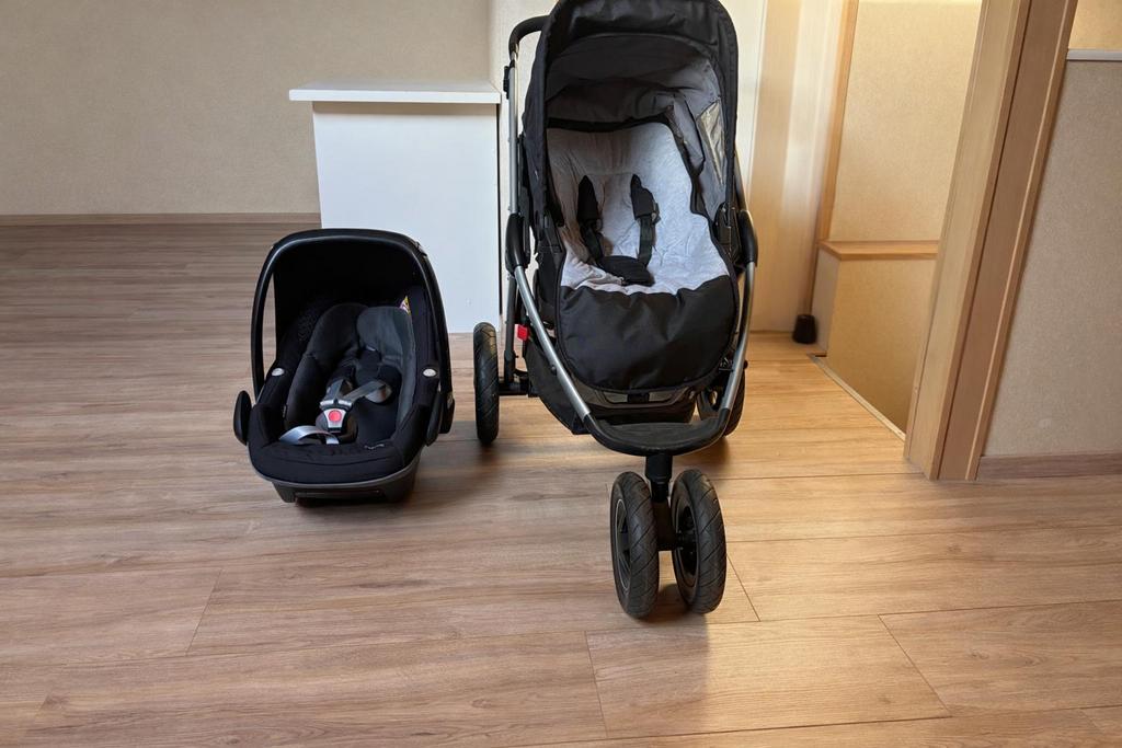 Maxi cosi mura met draagmand en autostoel, Zo goed als nieuw, Met autostoeltje, Maxi-Cosi, Ophalen