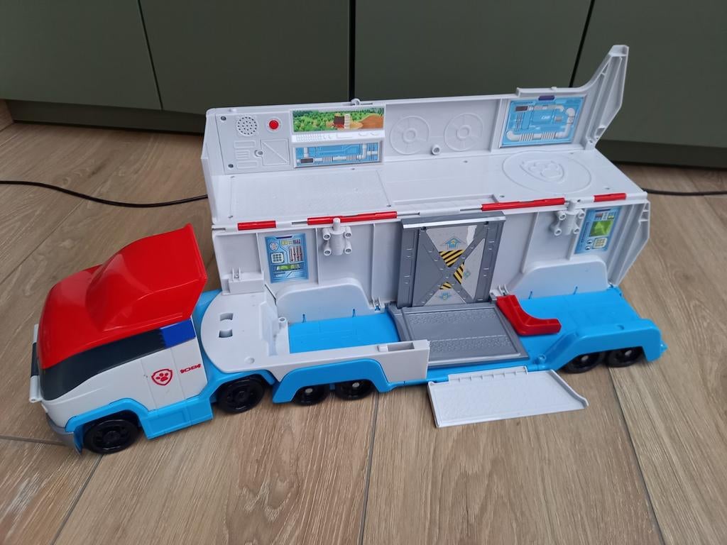 Autobus Paw Patrol, Enlèvement, Utilisé