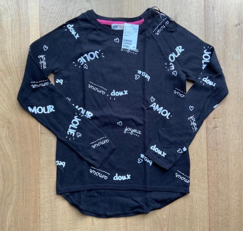 Pull Neuf H&M noir avec mots écrits en blancs Taille 14ans, Enfants & Bébés, Vêtements enfant | Taille 164, Neuf, Enlèvement ou Envoi