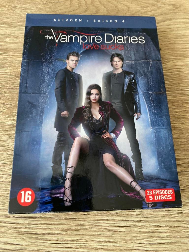 The vampire diaries Love sucks seizoen 4, Vanaf 16 jaar, Ophalen of Verzenden, Zo goed als nieuw, Fantasy