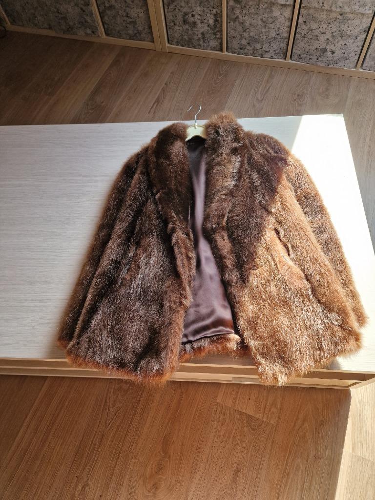 vest in bont, Kleding | Dames, Bruin, Maat 42/44 (L), Zo goed als nieuw, Ophalen