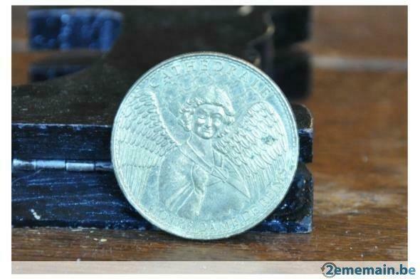 medaille religieuse cathédrale notre dame de reims, Enlèvement ou Envoi, Utilisé