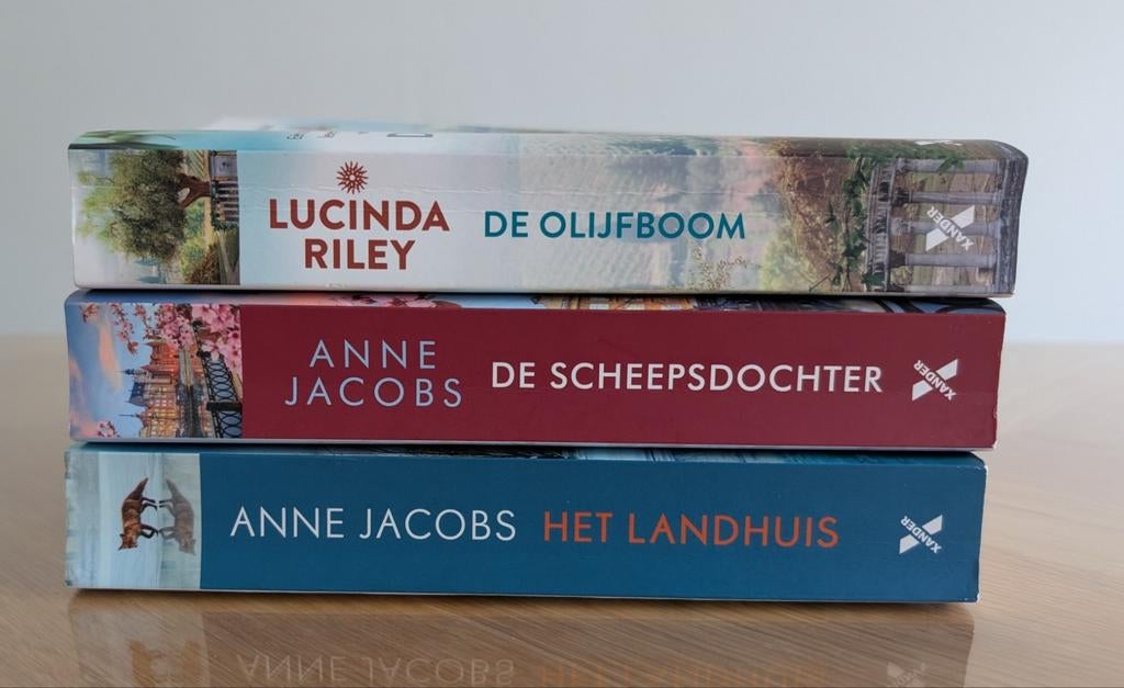 De olijfboom Lucinda Riley, Het landhuis & De scheepsdochter, Boeken, Ophalen of Verzenden, Zo goed als nieuw, Anne Jacobs