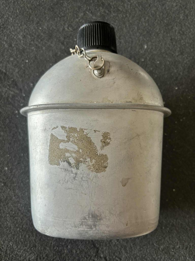 Gourde militaire en aluminium, Enlèvement ou Envoi, Armée de terre, Autres types