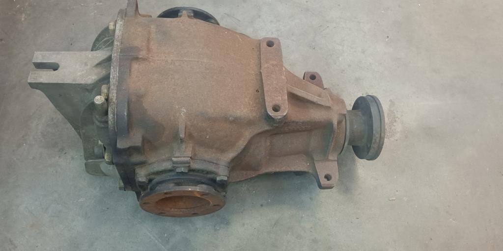 BMW groot diff 210, Ophalen, BMW