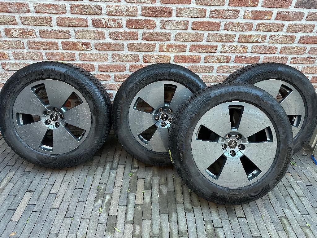 Winterbanden Continental 255/55 R19 HXL, Gebruikt, 255 mm, Banden en Velgen, Winterbanden