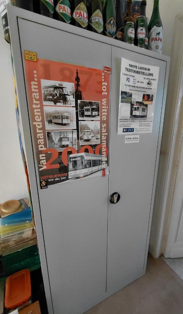 metalen kast, Ophalen, 50 tot 100 cm, Zo goed als nieuw, 150 tot 200 cm