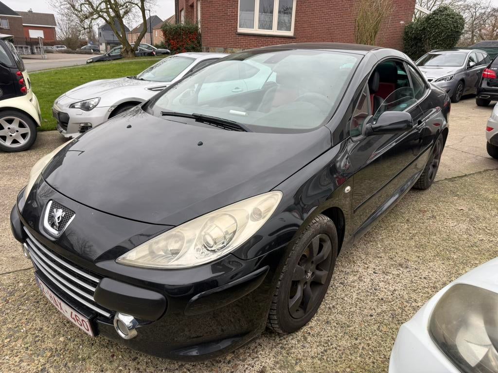 Peugeot 307cc 1.6i ESSENCE Airco LEER!! GOED LEZEN !!, Auto's, Voorwielaandrijving, Zwart, 4 cilinders, Cabriolet