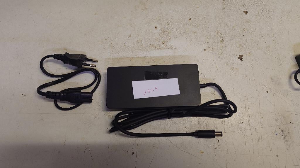 Chargeur surface 1749 comme neuf, Envoi, Comme neuf