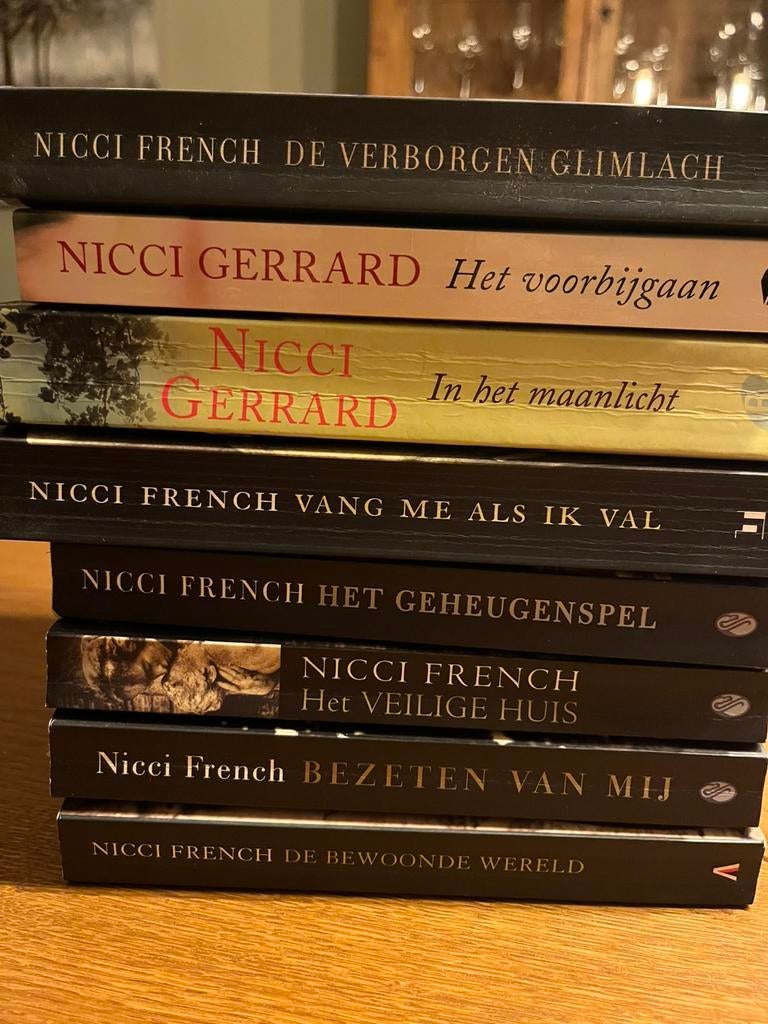 Nicci French en Nicci Gerrard, Ophalen, Zo goed als nieuw