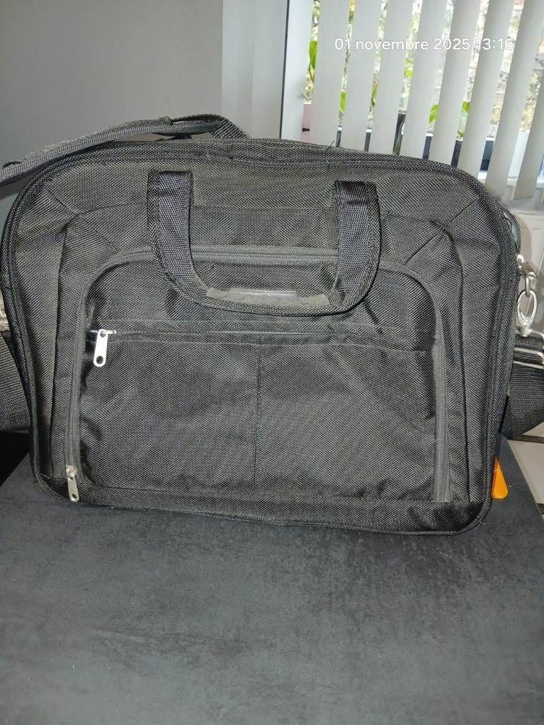 Sac sacoche pc portable, Informatique & Logiciels, Enlèvement, Comme neuf