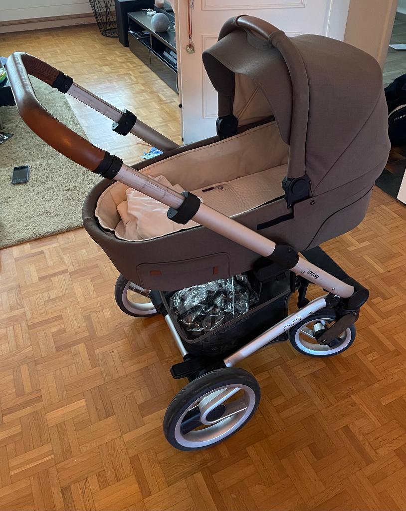 Buggy Mutsy Nio, Tige de poussée réglable, Poussette combi, Enlèvement, Utilisé
