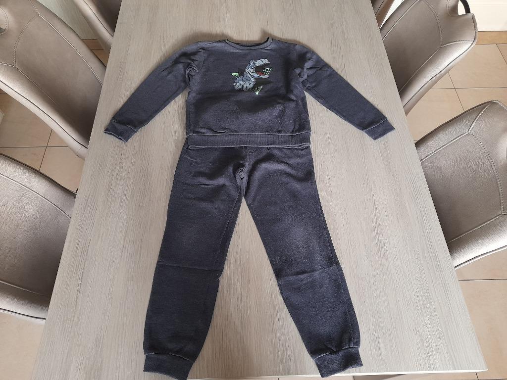 Training Someone 140, Kinderen en Baby's, Kinderkleding | Maat 140, Jongen of Meisje, Ophalen of Verzenden, Zo goed als nieuw