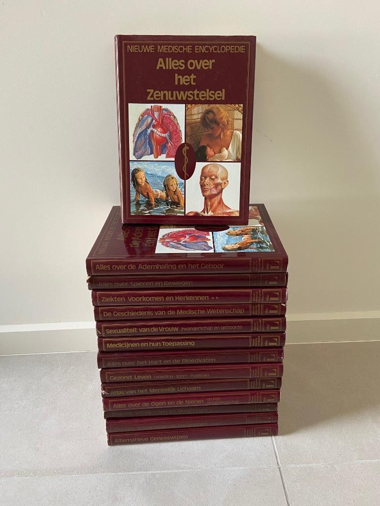 Reeks nieuwe medische encyclopedie (14 boeken), Boeken, Encyclopedieën, Ophalen