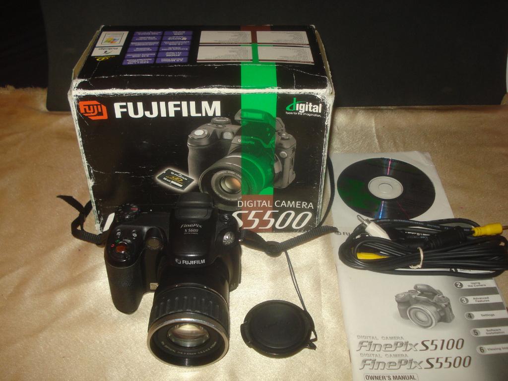 FUJIFILM Finepix S5600 Appareil Photo Numérique Zoom X 10, Audio, Tv en Foto, Fotocamera's Analoog, Gebruikt, Compact, Fuji, Ophalen of Verzenden
