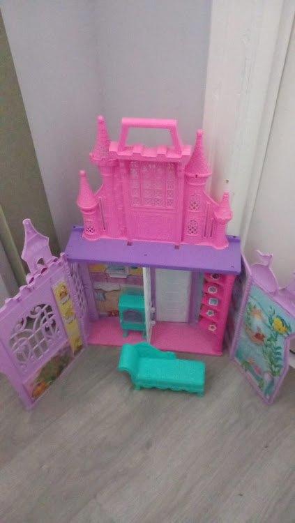 Disney meeneem prinsessenkasteel, Ophalen