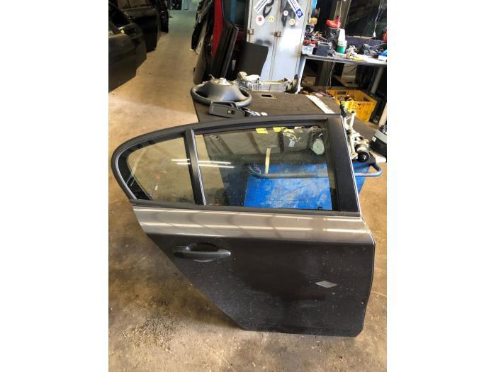 Portière 4portes arrière droite d'un BMW 1-Serie (A22), Enlèvement ou Envoi, 3 mois de garantie, Utilisé, Porte