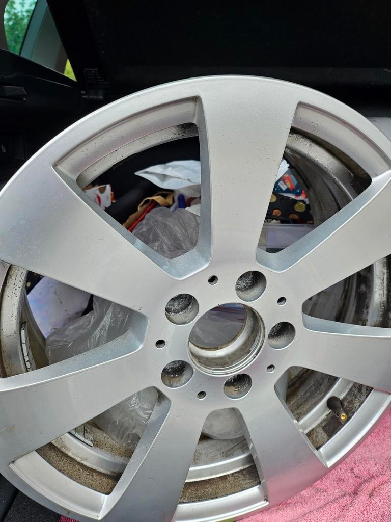 Velgen voor Mercedes, Ophalen