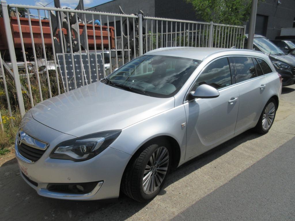Opel Insignia 1.6D Ecoflex Sports Tourer 2016 Euro6, Auto's, 1596 cc, 4 cilinders, 109 g/km, Parkeersensor