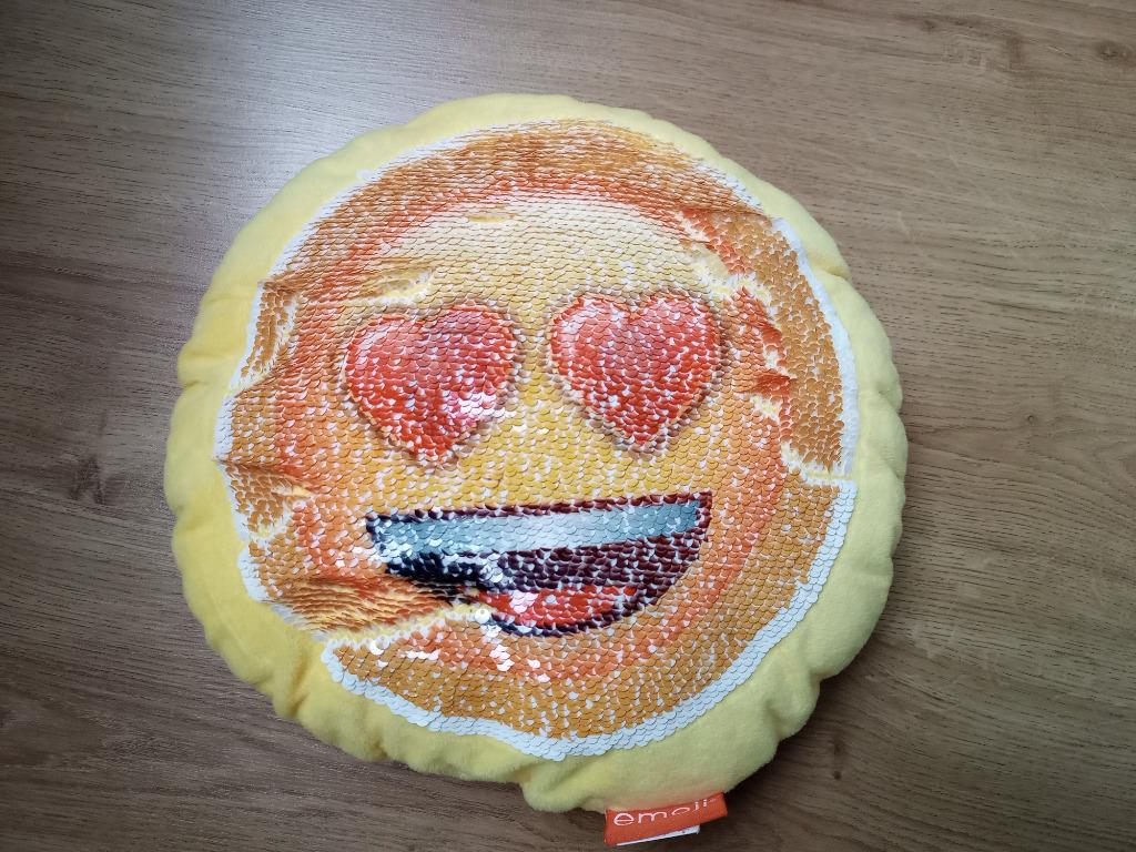 kussen hartjes emoji reversable, Ophalen of Verzenden, Zo goed als nieuw
