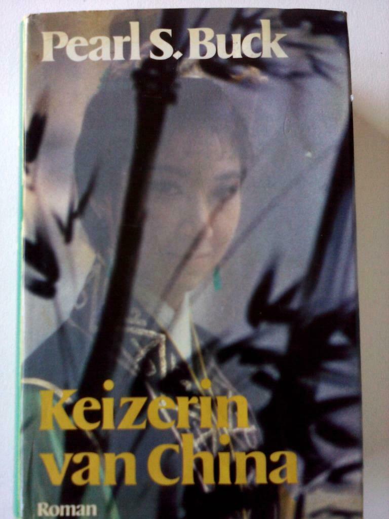 KEIZERIN VAN CHINA.  Roman, Ophalen of Verzenden, Zo goed als nieuw