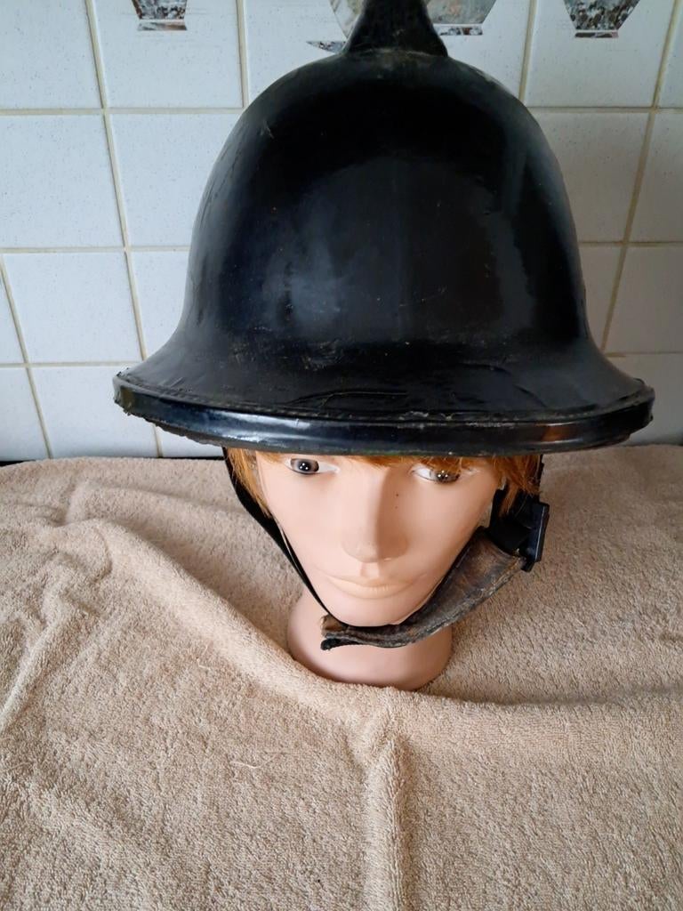 Ancien casque de pompier cromwell, Enlèvement ou Envoi, Autres, Casque ou Béret