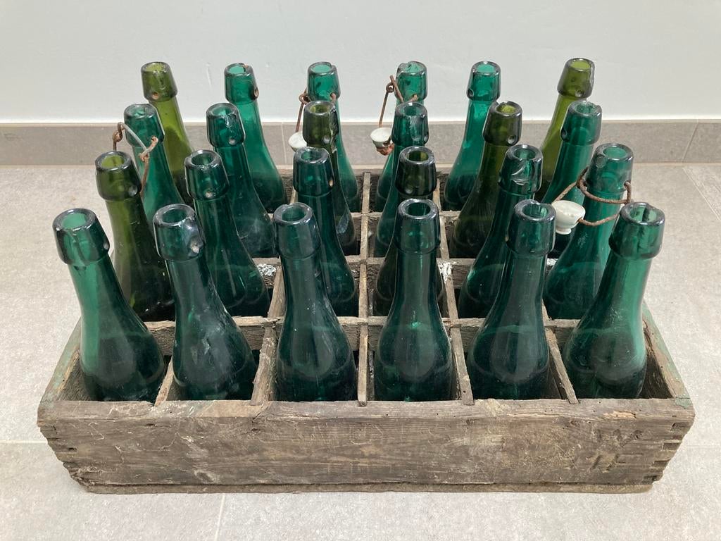 Een ba(c)k vol Tack - Kortrijk, Verzamelen, Ophalen, Flesje(s)