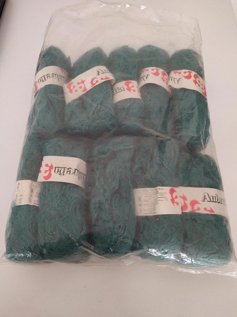 10 pelotes mélange acrylique laine, Enlèvement ou Envoi, Neuf, Tricot ou Crochet, Laine ou Fils