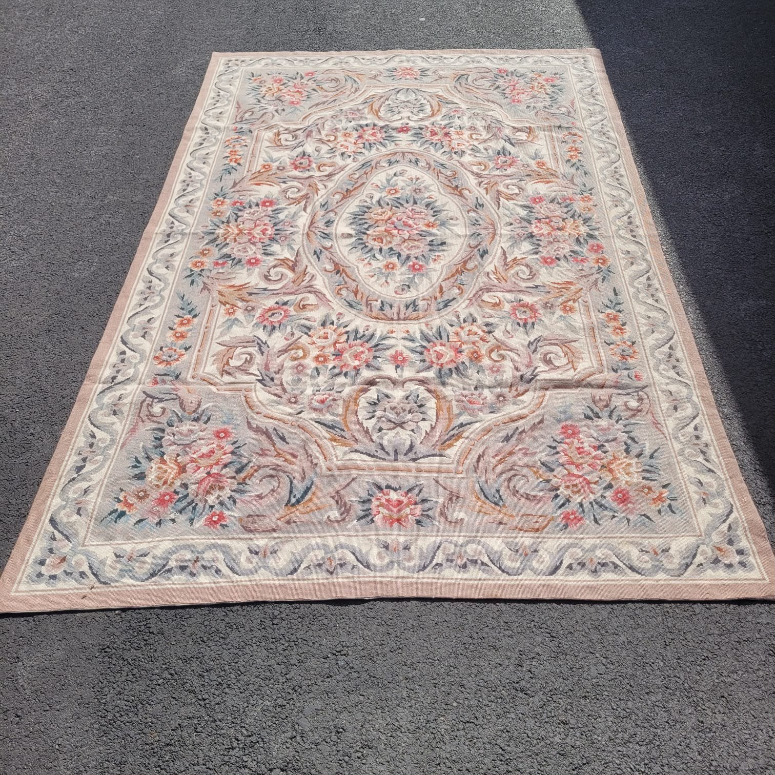 Tapis floral beige 190  100 cm – bon état, Maison & Meubles, 150 à 200 cm, Beige, Comme neuf, 100 à 150 cm