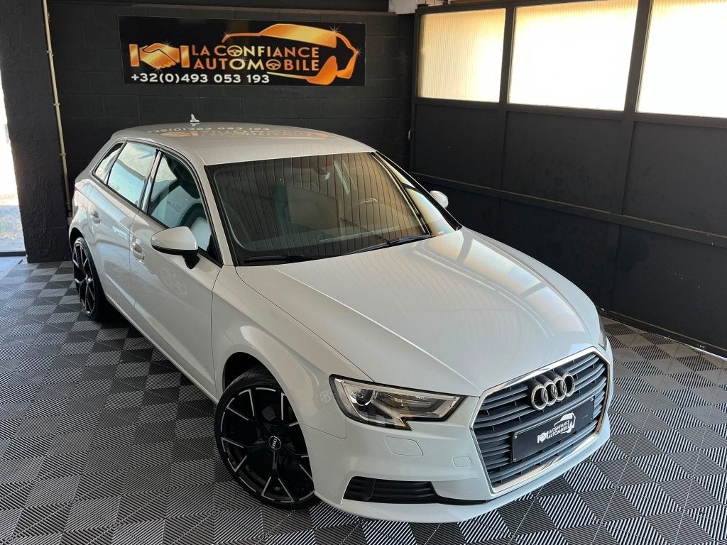 Audi A3 1.0TFSI S-Tronic 1er Propriétaire Garantie 12 Mois, Autos, Audi, Achat, Euro 6, Carnet d'entretien, Noir