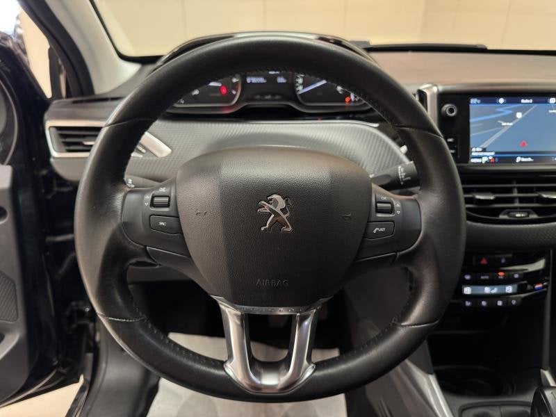Peugeot 2008 1.2i STYLE LED|GPS|PDC|CRUISE|CARPLAY|..., Auto's, 1199 cc, Handgeschakeld, 5 deurs, 83 pk