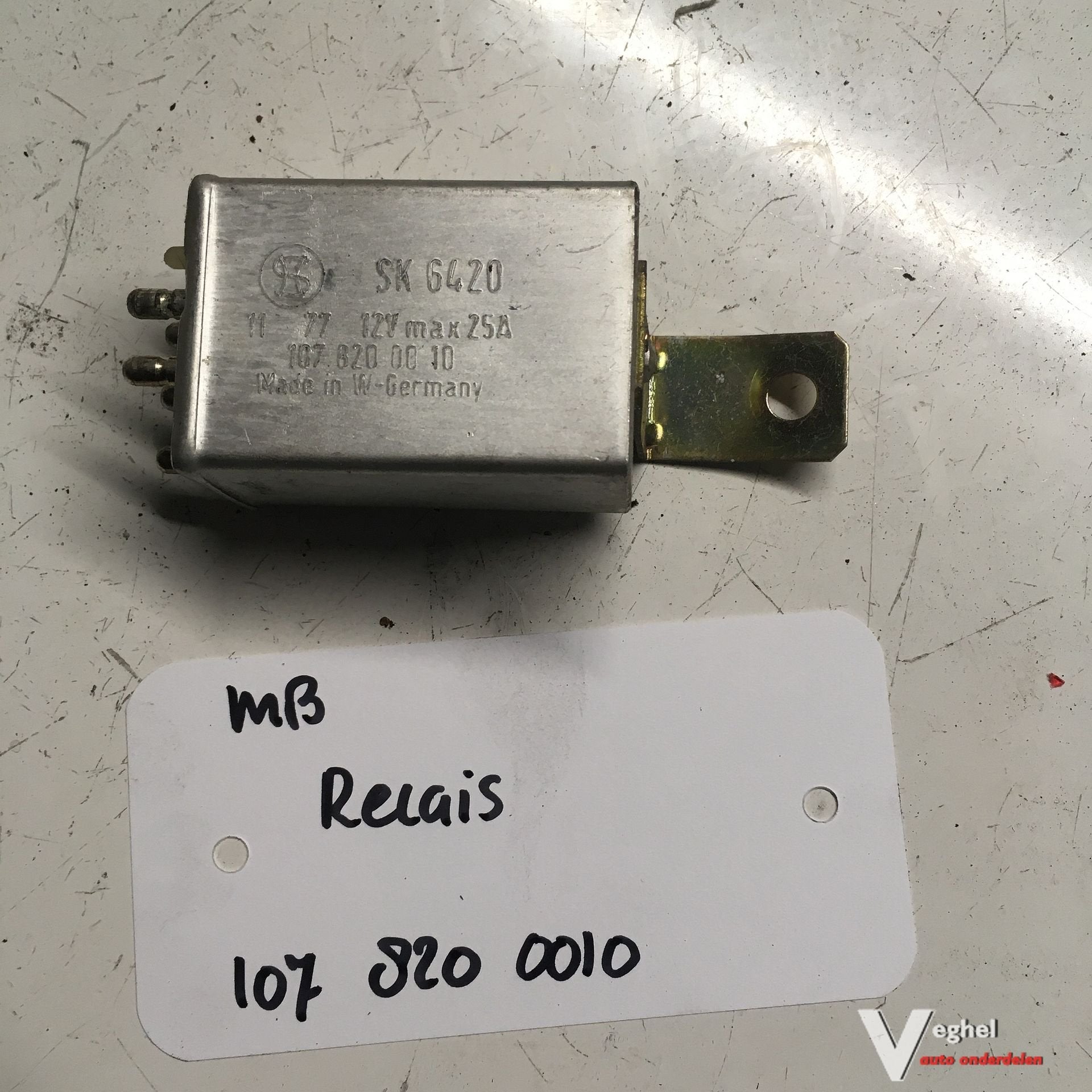 Mercedes Achterruitverwarming Relais 107 820 0010, Gebruikt, -, -, Ophalen of Verzenden