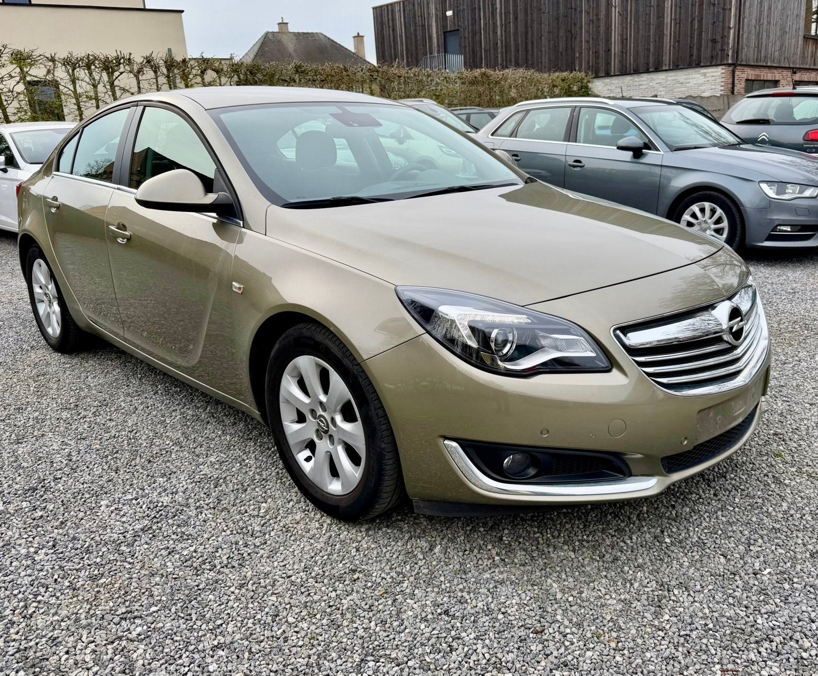 OPEL INSIGNIA LIMOUSIN 2.0 DIESEL 88.KW. GPS. EURO 5., Autos, Opel, Euro 5, Achat, 4 portes, Entreprise