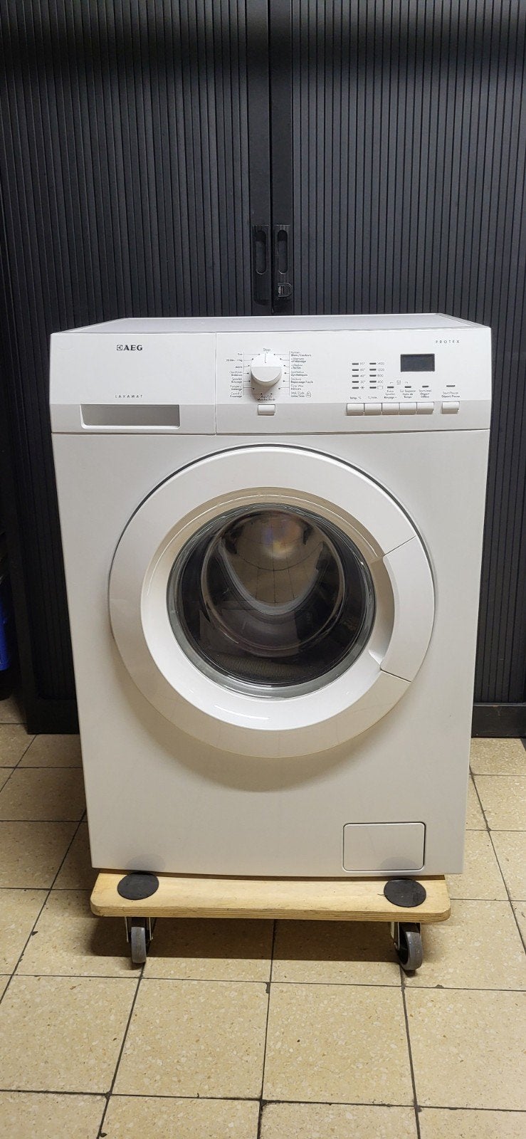 AEG L61470FL wasautomaat Lavamat, Elektronische apparatuur, Ophalen, Zo goed als nieuw, Voorlader, 85 tot 90 cm