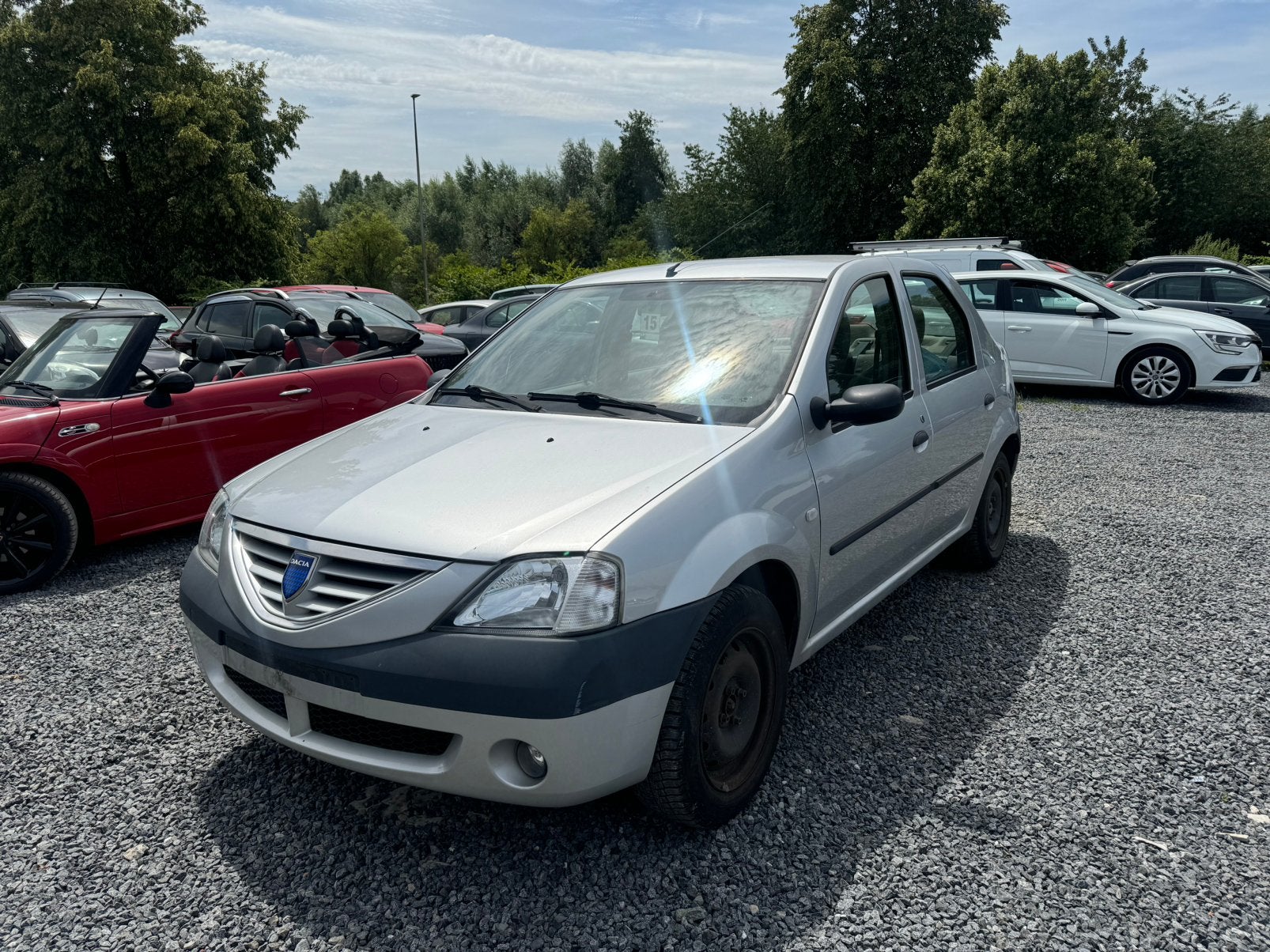 DACIA LOGAN, Autos, Dacia, Argent ou Gris, Achat, USB, Entreprise