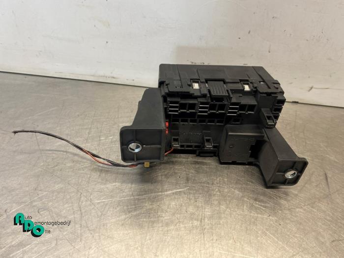 Zekeringkast van een Opel Meriva (Meriva B 10-), Gebruikt, -, -, Opel