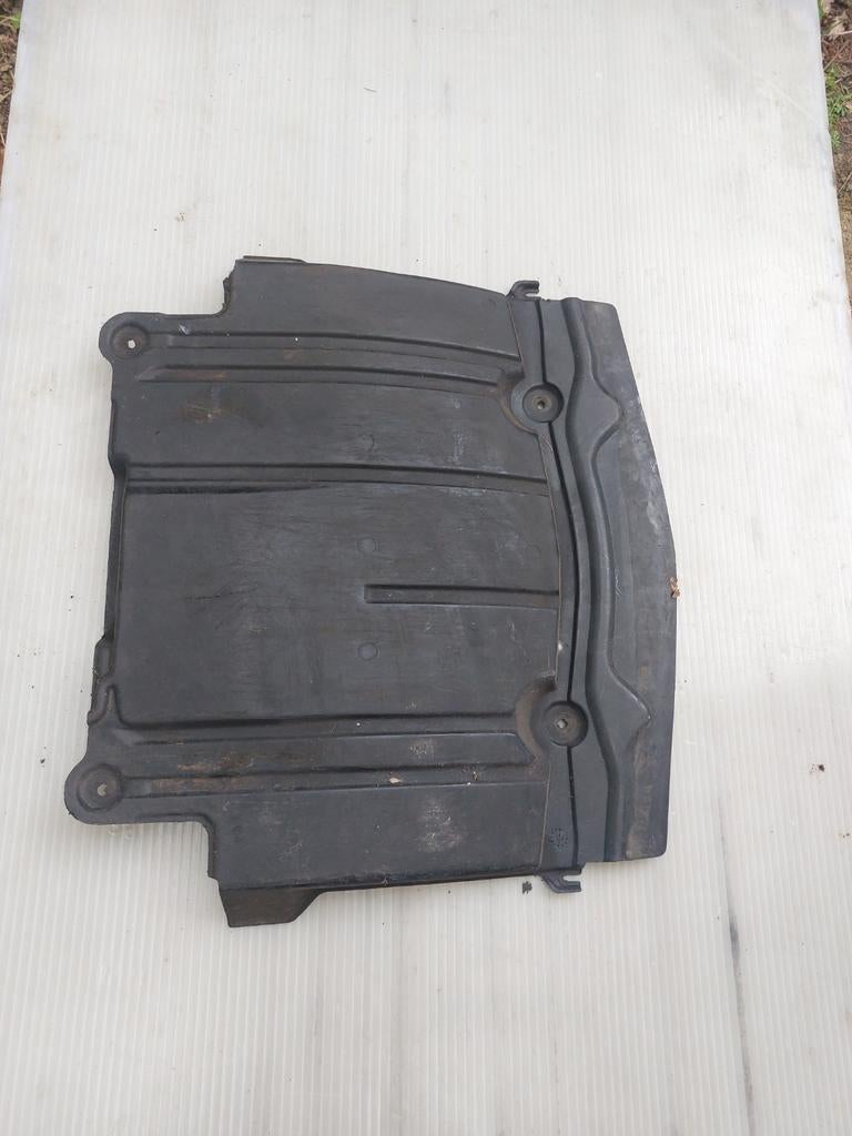 mercedes w124 w201 190 onderplaten, Auto-onderdelen, Ophalen, Gebruikt, Mercedes-Benz