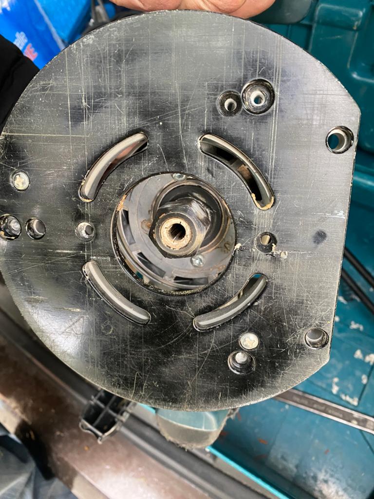 Défonceuse Bosch pro occasion, Ophalen