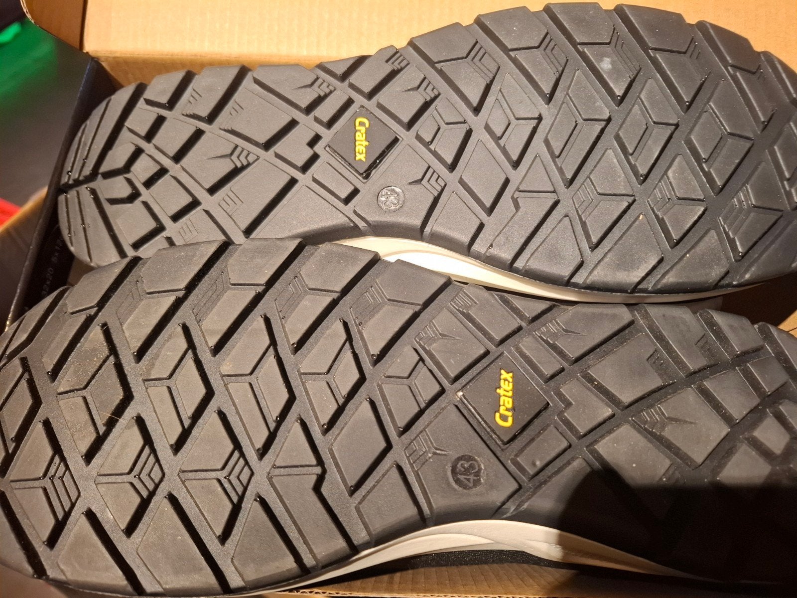 Cratex werkschoenen, Ophalen, Werkschoenen