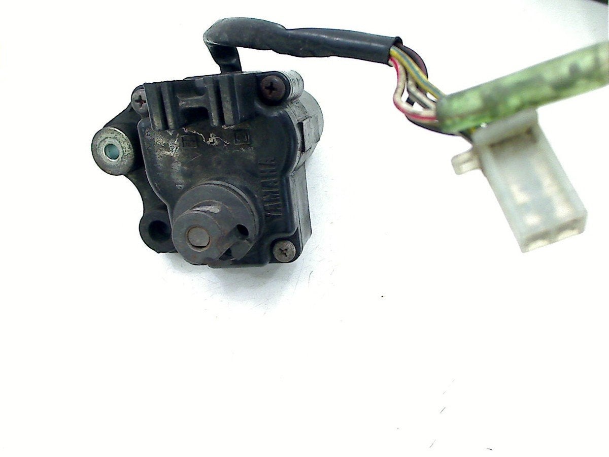 SERVOMOTOR Yamaha YZF 750 R 1993-1998 (YZF750R), Dhr. S. di Majo, Gebruikt, Info@cama-motorparts.nl, P.J. Troelstraweg 8 8
3144 CX  MAASSLUIS, NL