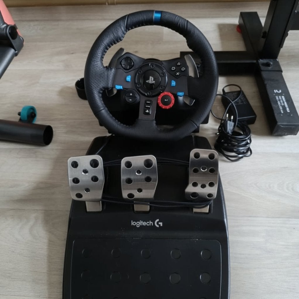 Logitech g29, Ophalen, 1 speler, Virtual Reality, Zo goed als nieuw