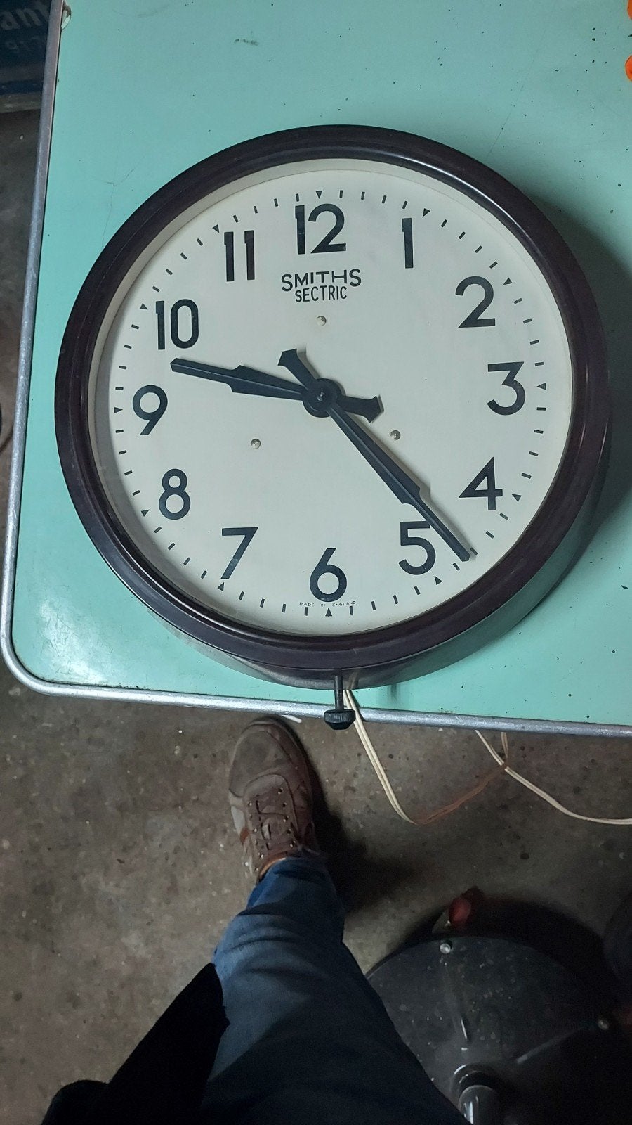Bakeliet Vintage Smiths sectric wandklok, Ophalen