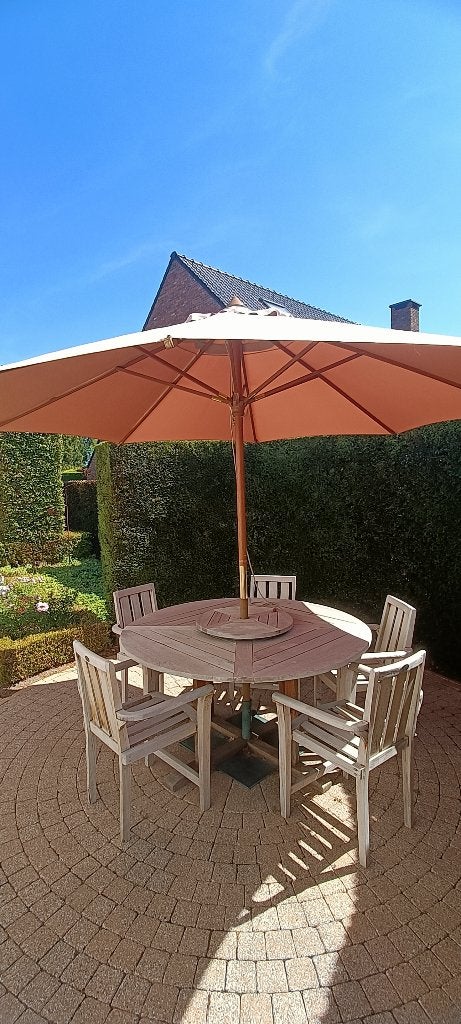 Table de jardin unique en teck avec parasol - 8 personnes, Enlèvement, Utilisé, Rond, Bois de teck
