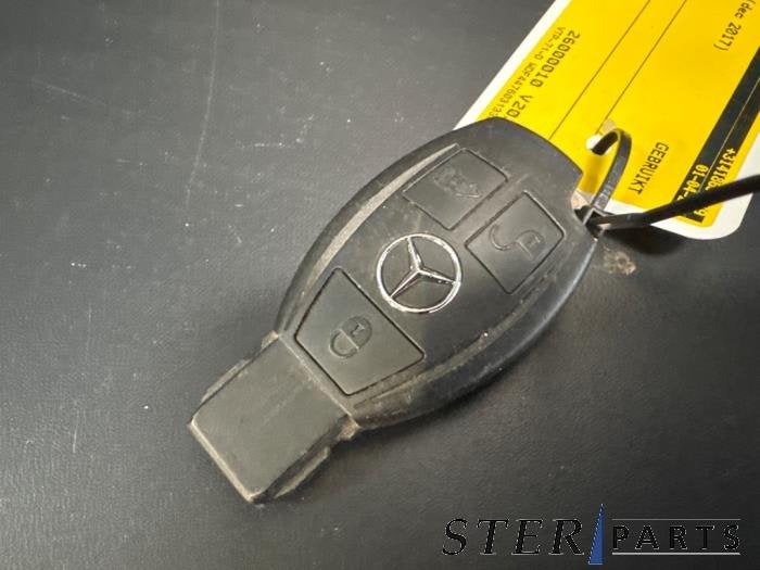 Clé d'un Mercedes Vito, 3 mois de garantie, Utilisé, -, -