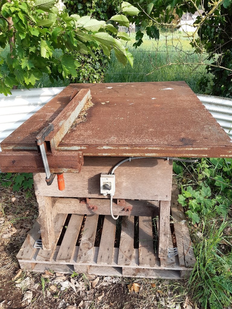 oude zaagtafel, Enlèvement, Utilisé