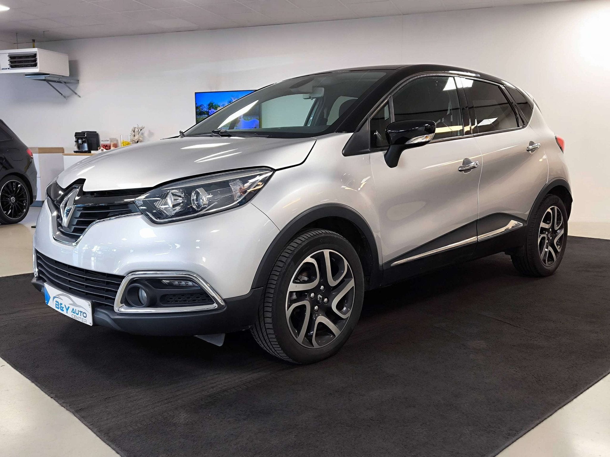 Renault Captur 0.9 TCe Energy Business Navi / Cruisecontrol, Autos, Achat, Entreprise, Noir, 5 places