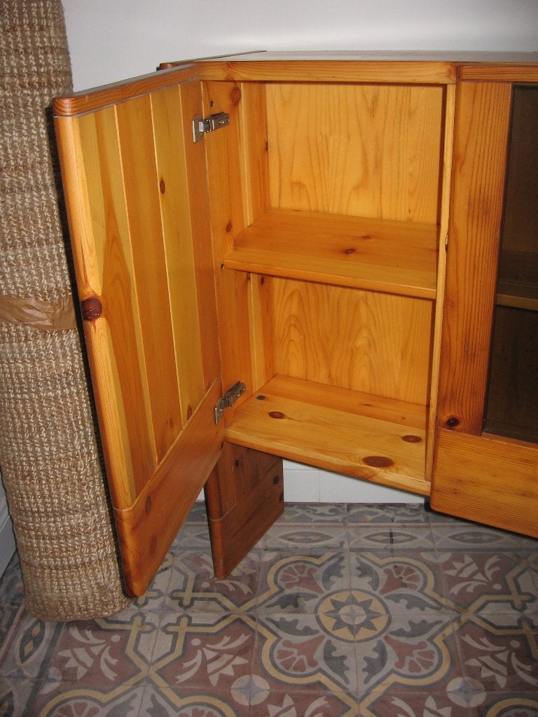 Credence d'un Bahut "Karelia" Vintage de Roche-Bobois en pin, Maison & Meubles, Avec porte(s), 25 à 50 cm, 150 à 200 cm, Suédois