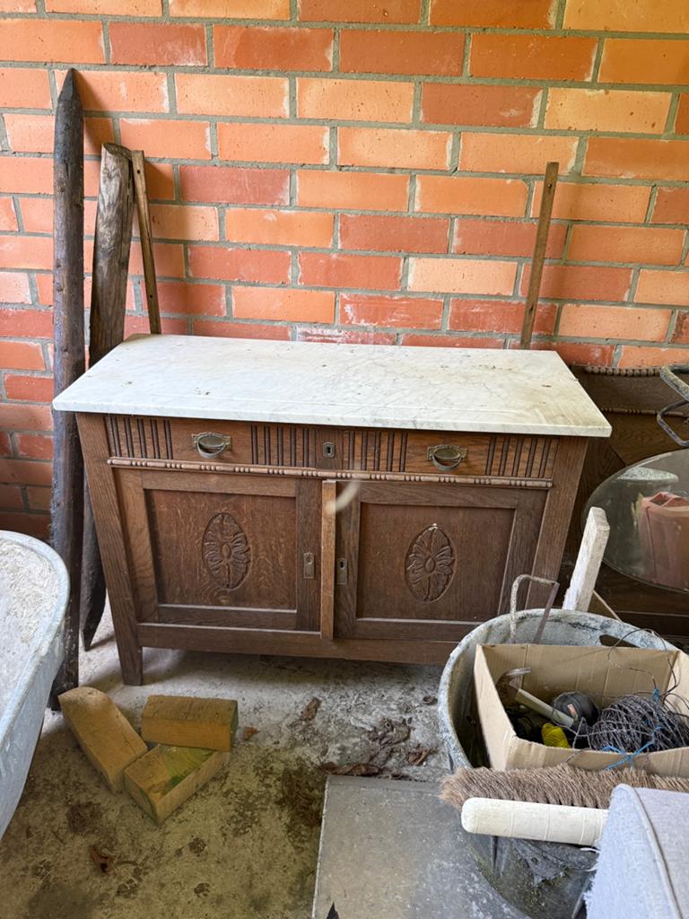 Commode goede staat wel te kuisen, Antiek en Kunst, Antiek | Meubels | Kasten, Ophalen