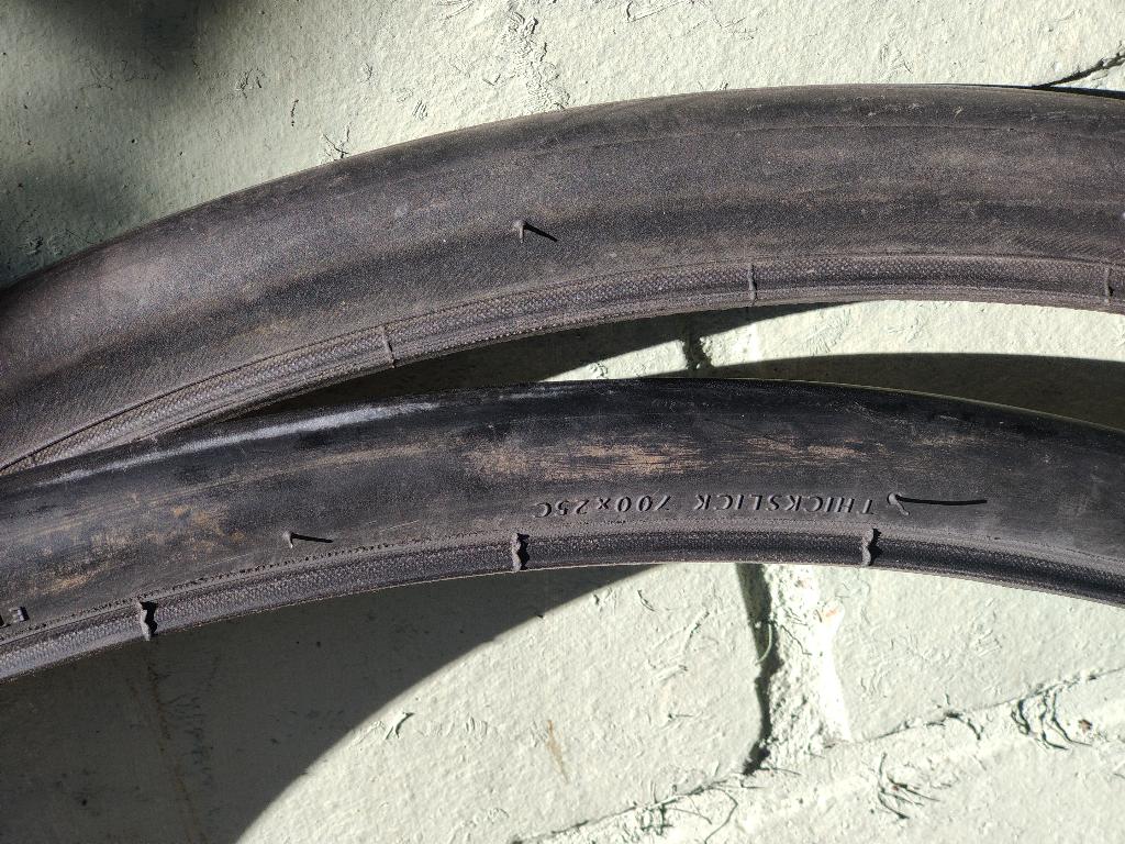 Thickslick WTB Buitenbanden - 700x25c (2 stuks), Fietsen en Brommers, Fietsonderdelen, Ophalen of Verzenden, Zo goed als nieuw
