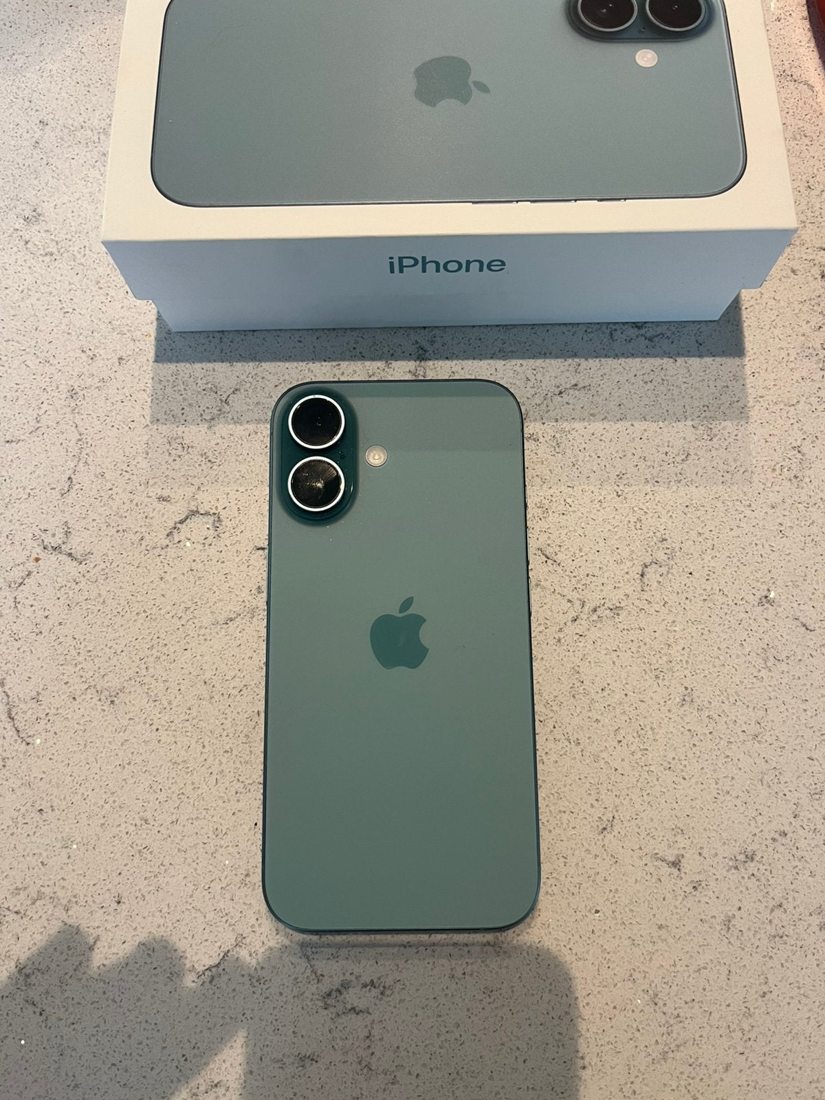 Iphone 16 128gb, Télécoms, Téléphonie mobile | Apple iPhone, Enlèvement, Comme neuf, IPhone 16